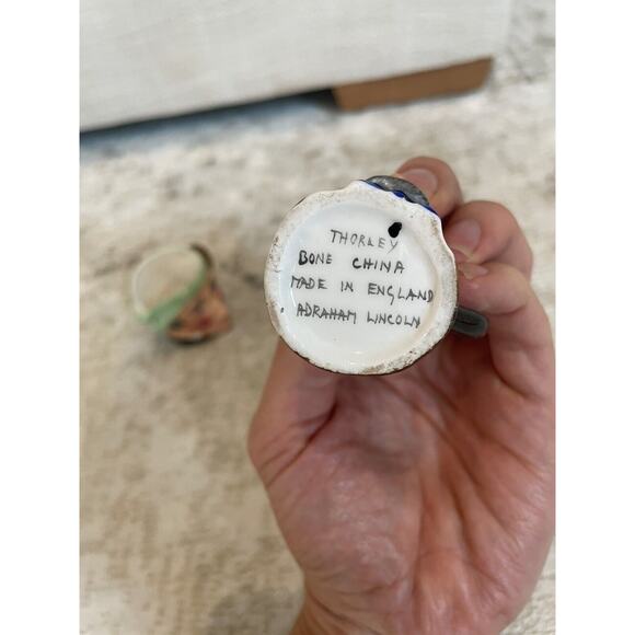 Miniature‎ Thorley Bone China Abraham Lincoln Made In England VG Condition!! - Picture 5 of 5